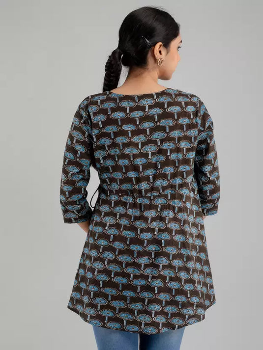 Women Printed Cotton Blend Straight Kurta  (Brown)